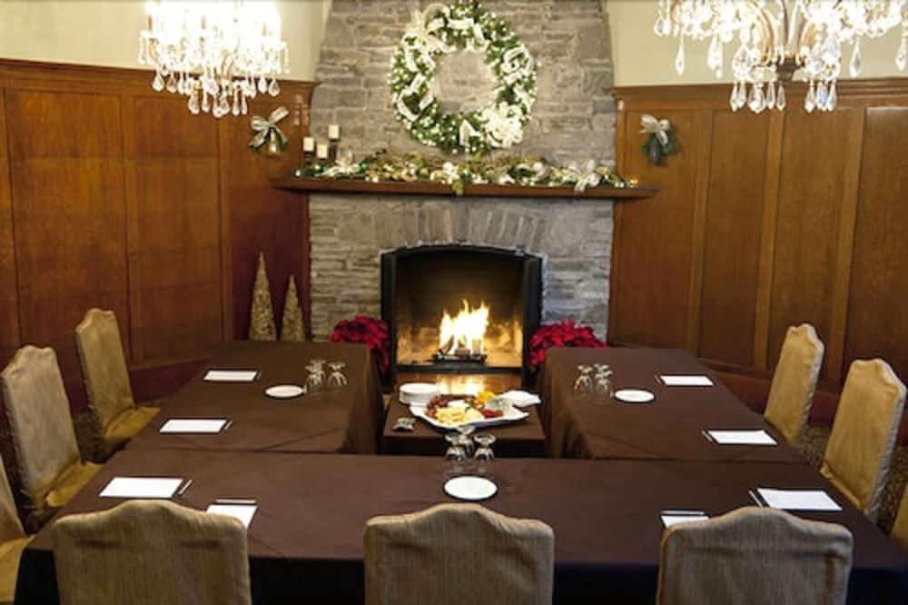 The Glenerin Inn Mississauga Ngoại thất bức ảnh