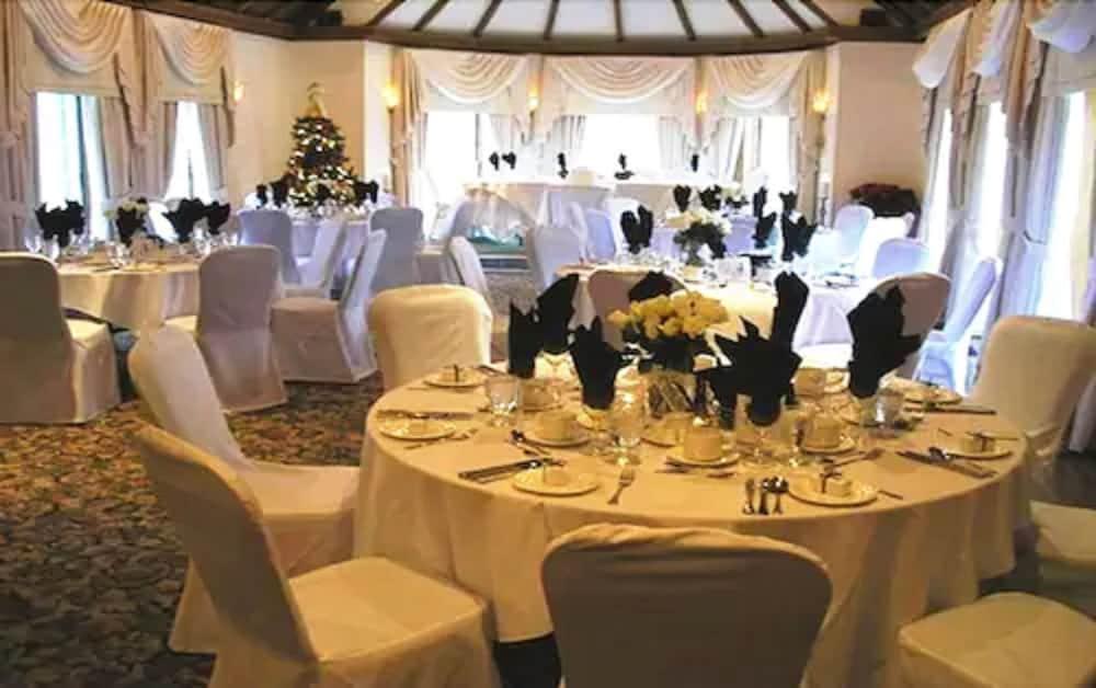 The Glenerin Inn Mississauga Ngoại thất bức ảnh
