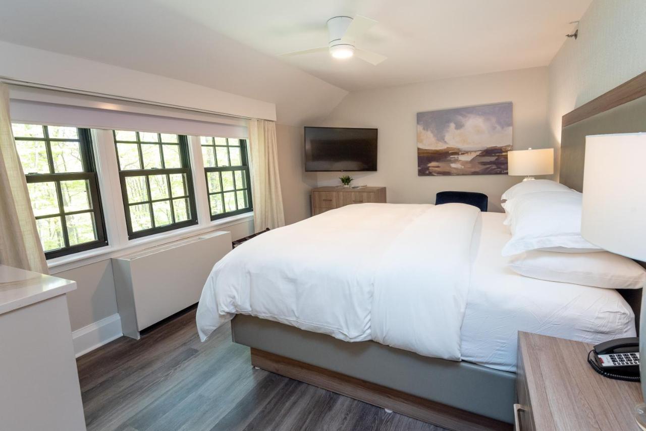 The Glenerin Inn Mississauga Ngoại thất bức ảnh
