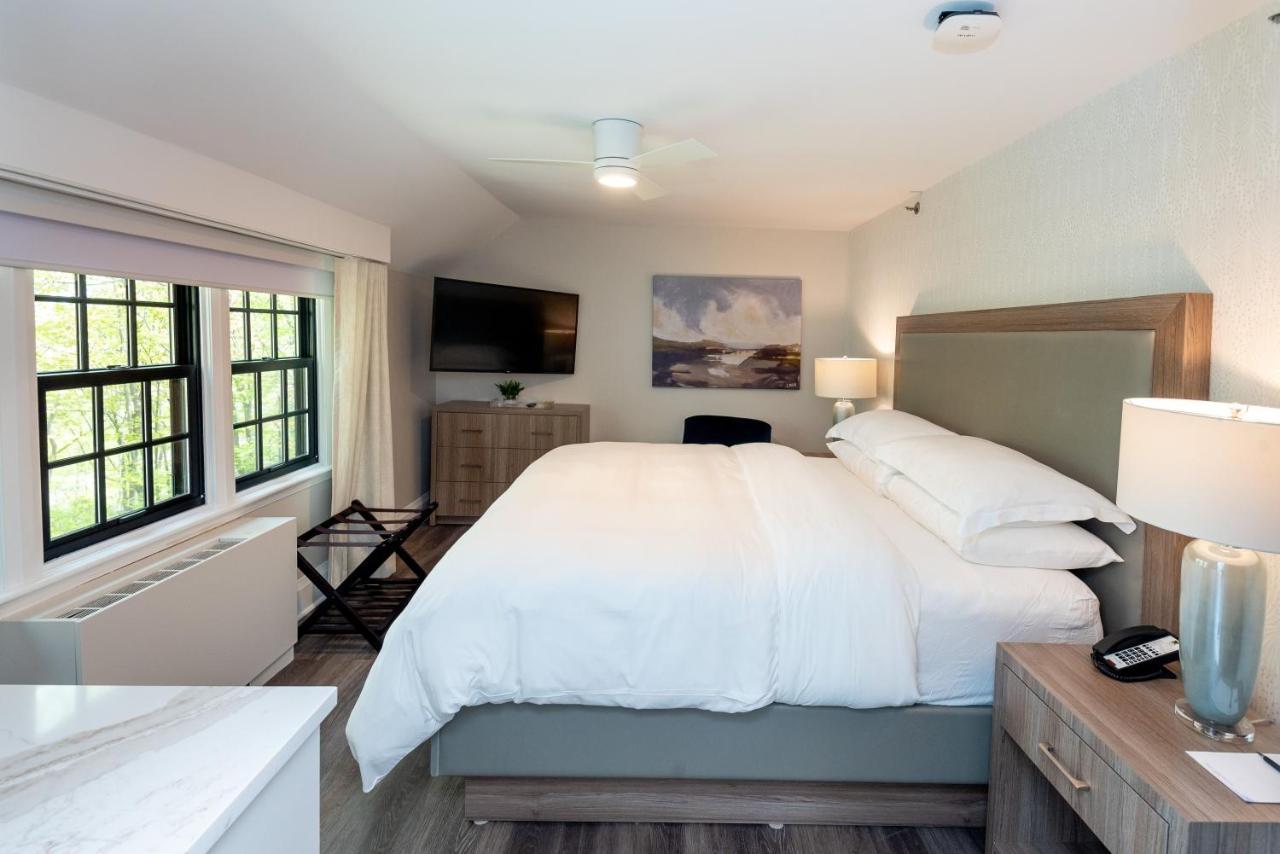 The Glenerin Inn Mississauga Ngoại thất bức ảnh