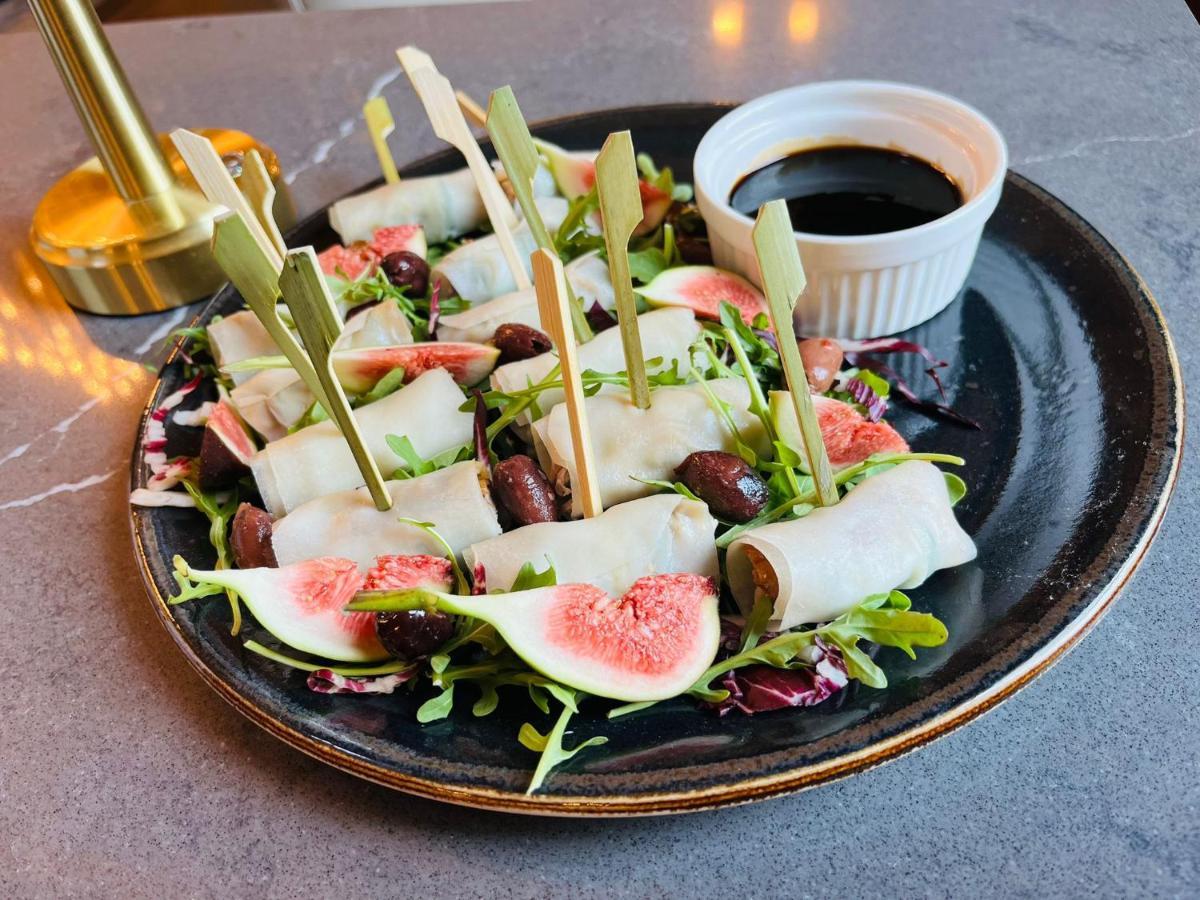 The Glenerin Inn Mississauga Ngoại thất bức ảnh