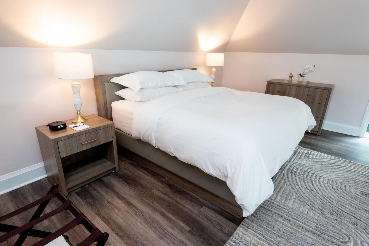 The Glenerin Inn Mississauga Ngoại thất bức ảnh